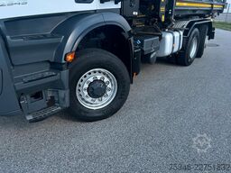 MERCEDES-BENZ Arocs 2545 Kipper/Kran/6x4-4/Lenkachse/128 tkm