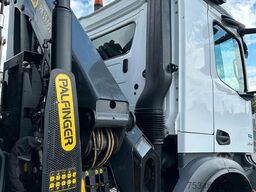 MERCEDES-BENZ Arocs 2545 Kipper/Kran/6x4-4/Lenkachse/128 tkm