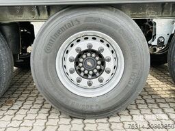 Schmitz Cargobull Tiefkühler Standard Doppelstock Trennwand