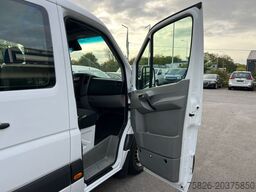 MERCEDES-BENZ Sprinter II Pritsche DoKa*7Sitzer*AHK*