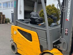 Jungheinrich EFG 425k