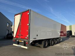 H.T.F. HZO 39 / Carrier Vector 1800 Reefer / Frigo Box...