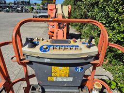 JLG E300AJP