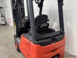 Linde E 16 C-01 Triplex Batterie Bj.22