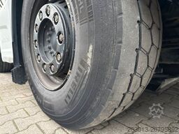 MAN TGS 26.440 Zugmaschine + Atlas Kran 5 Ausschube