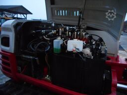 Takeuchi TB 290 mit POWERTILT