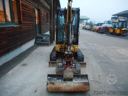 Caterpillar 302 CR mit POWERTILT