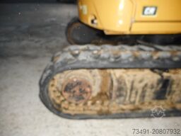 Caterpillar 302 CR mit POWERTILT