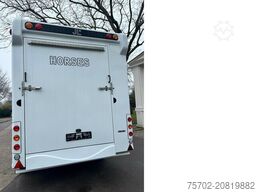  Anka Steinsberger 3-Pferdeanhänger mit Wohnung