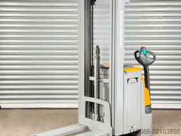Jungheinrich EJC 214z - Service Neu - Initial + Freihub Triplex