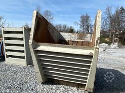  Bunker hopper