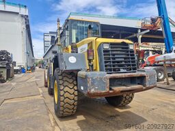 komatsu WA250T-5H