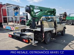 TOYOTA LAND CRUISER 79 + HUBARBEITSBÜHNE SOCAGE