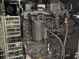Iveco NEF45SM2 - 88 kVA Generator - DPX-17551