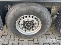 Schmitz Cargobull Curtainsider Standard Getränke