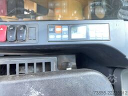 Caterpillar M320F