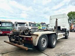 DAF 95.480 XF SPACECAB 6x2 WITH HOOK-ARM SYSTEM (EU...