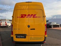 Mercedes-Benz eSprinter 312 DHL Regal KEP-Ausbau