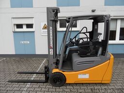 Jungheinrich EFG 220 - Triplex - Batterie BJ 2022