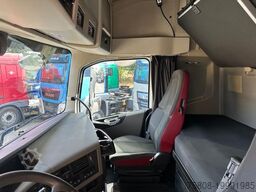 VOLVO FH460 Glob. Schubbodenhydr. ACC Lane Guard ADR