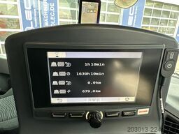 MERCEDES-BENZ ACTROS 1830 4x2 Kehrmaschine BUCHER OPTIFANT8000