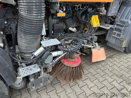 MERCEDES-BENZ ACTROS 1830 4x2 Kehrmaschine BUCHER OPTIFANT8000
