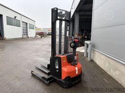 Toyota SWE 120 S, nur 150 Std!