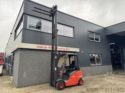 LINDE H20T Triplo 460 Freelift / Sideshift LPG 2008