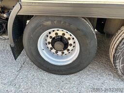 SOR Iberica SP71 / Carrier Vector 1850 / Frigo Box / Loadli...