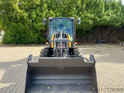 Mecala AS750 Schwenklader