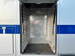 SCANIA R380 6x2 LL 7 Pferde + Bad/ TV/ WC/ Küche