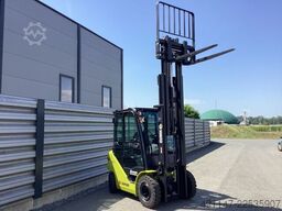 Clark S25XE