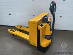 JUNGHEINRICH EJE 120