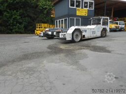 MAN AM110 Flugzeugschlepper