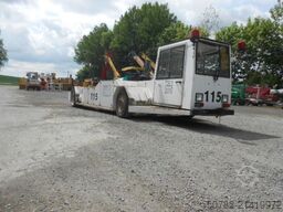 MAN AM110 Flugzeugschlepper