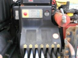 MAN MAN LE8.150 mit Palfinger PKG7001