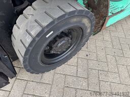 MITSUBISHI FG25N Triplo 550 Freelift / Sideshift LPG 2012