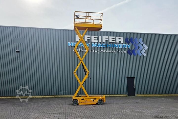 Scherenhebebühne Haulotte Compact 8 Electric, Batteries 10-2024, 8.2m Workin