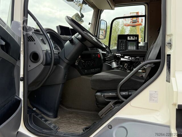 Container transportation DAF CF 330 6x2 ZEILADER+KETTINGSYSTEEM