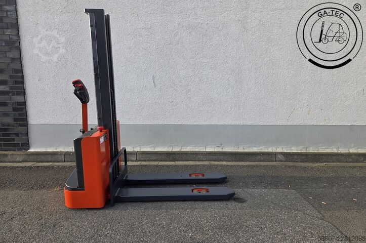 Manual stacker Linde MM10