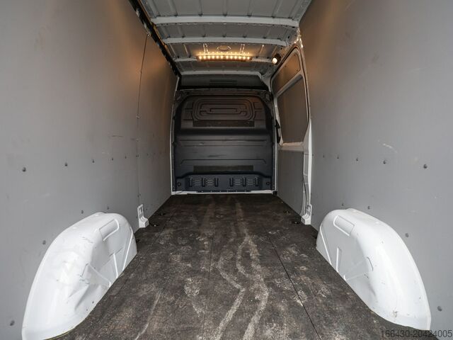 Panel van Mercedes-Benz Sprinter 315 CDI Kasten L2H2 AHK Stdhz. Navi