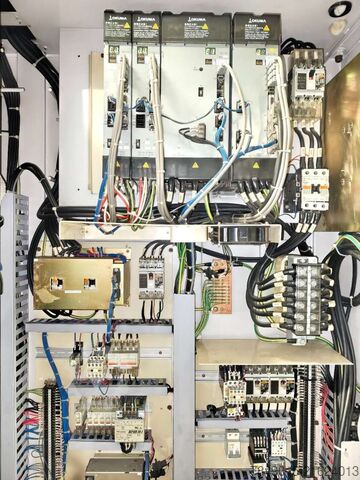 Vertikales Bearbeitungszentrum Okuma MXR-460V