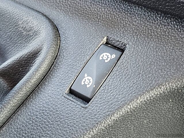 Kipper RENAULT MASTER 2.3 Dubbellucht Kipper !