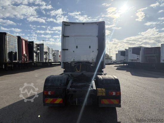 Standard SZM MERCEDES-BENZ 1851 GIGASPACE, RETARDER, HYDRAULIK, MIRROR-CAM