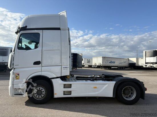 Standard SZM MERCEDES-BENZ 1851 GIGASPACE, RETARDER, HYDRAULIK, MIRROR-CAM