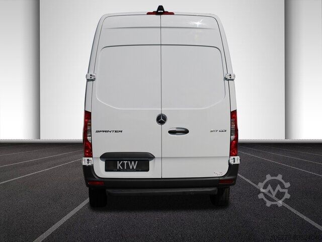 Van Mercedes-Benz Sprinter 317 CDI,L2H2,Automatik,Kamera