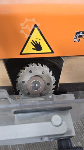 Schwenkspindelfräse SCM TI 120