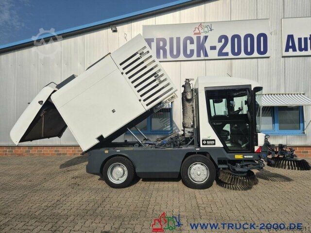 Road sweeper Ravo Ravo 540 3 Besen Sweeper 62 km/h Autobahn fähig
