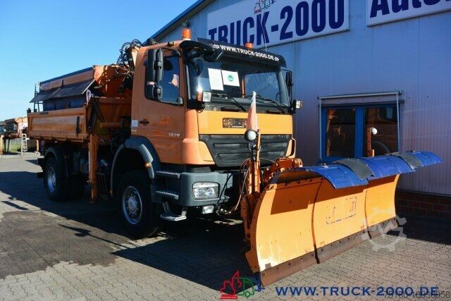 Kipper LKW Mercedes-Benz 1829 4x4 Kran Winter Schneeschild Salzstreuer