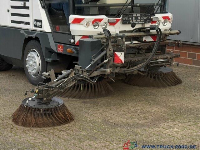 Road sweeper Ravo Ravo 540 3 Besensystem Sweeper + Sprühen 50 Km/h